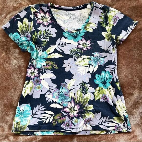 croft & barrow Tops - Croft & Barrow Women’s Floral Short Sleeve V-Neck Top - Blue and Green Size S